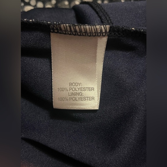 Womans dark blue, open-shoulder blouse - Picture 10 of 11